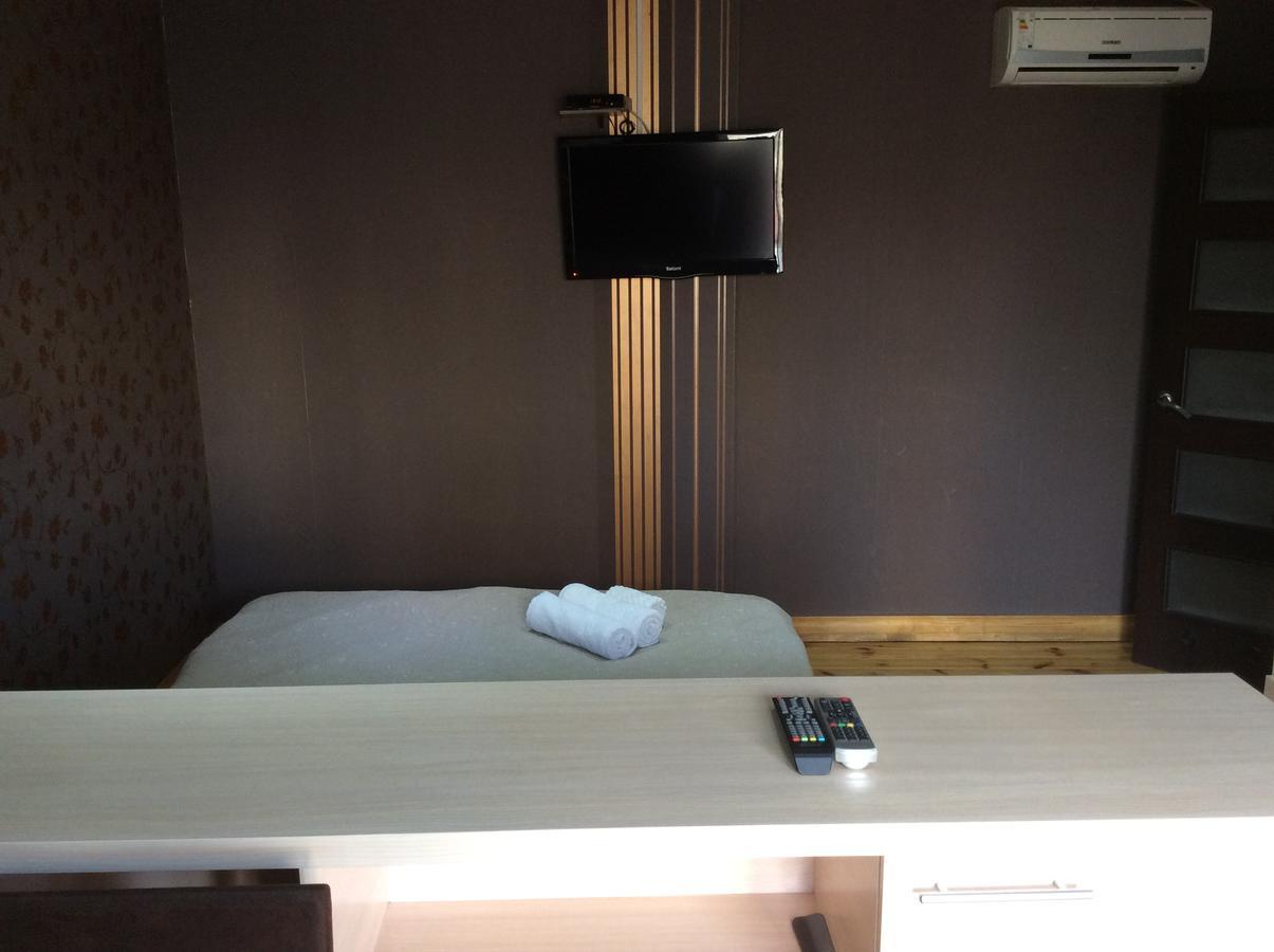 Sadok Hotel Киев Екстериор снимка